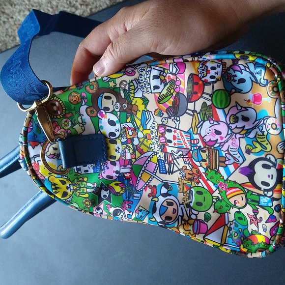 Tokidoki summer splash bowler bag - Picture 4 of 10